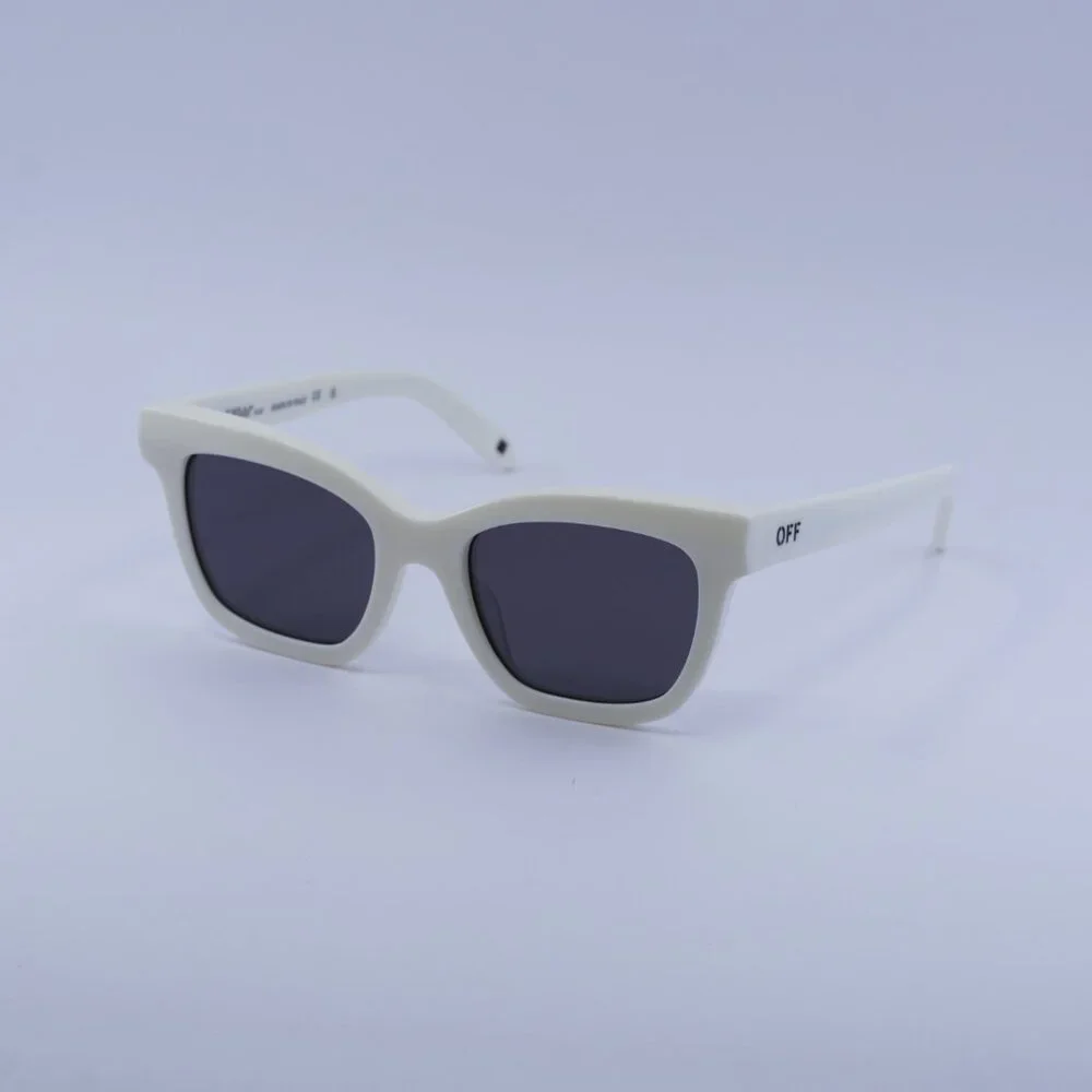 Off-White OERI143 LINCOLN 0107 Sunglasses White Square Frame, Grey Lenses